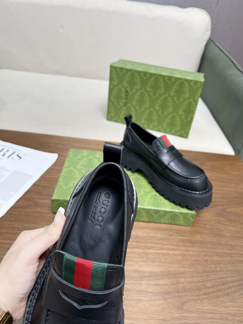 Gucci Leather Shoes